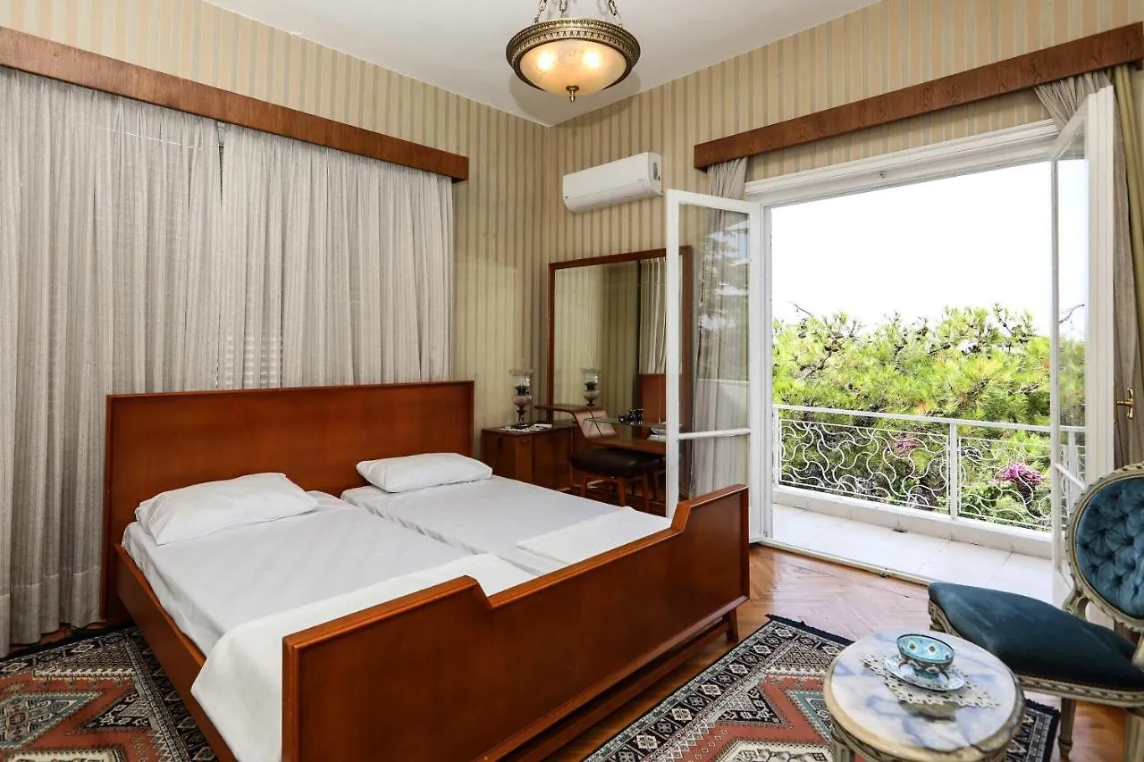 Luxury Mansion In The Heart Of Prince Island Villa Istanbul